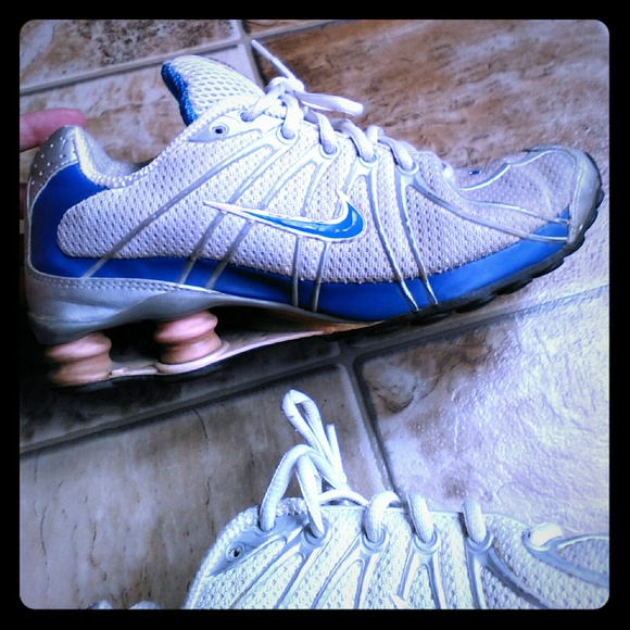Nike Shoes - Nike Shox 8.5 Blue Pink Tennis Shoes Athletic Run
