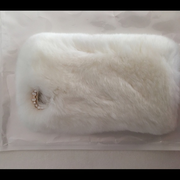 iPhone 6 white rabbit fur