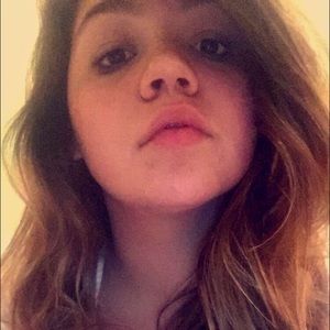 Meet your Posher, Cristina