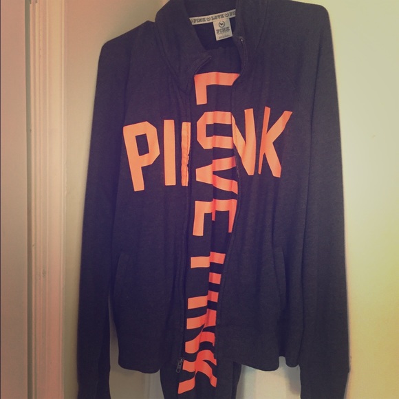 Campus Fit Sweatsuit