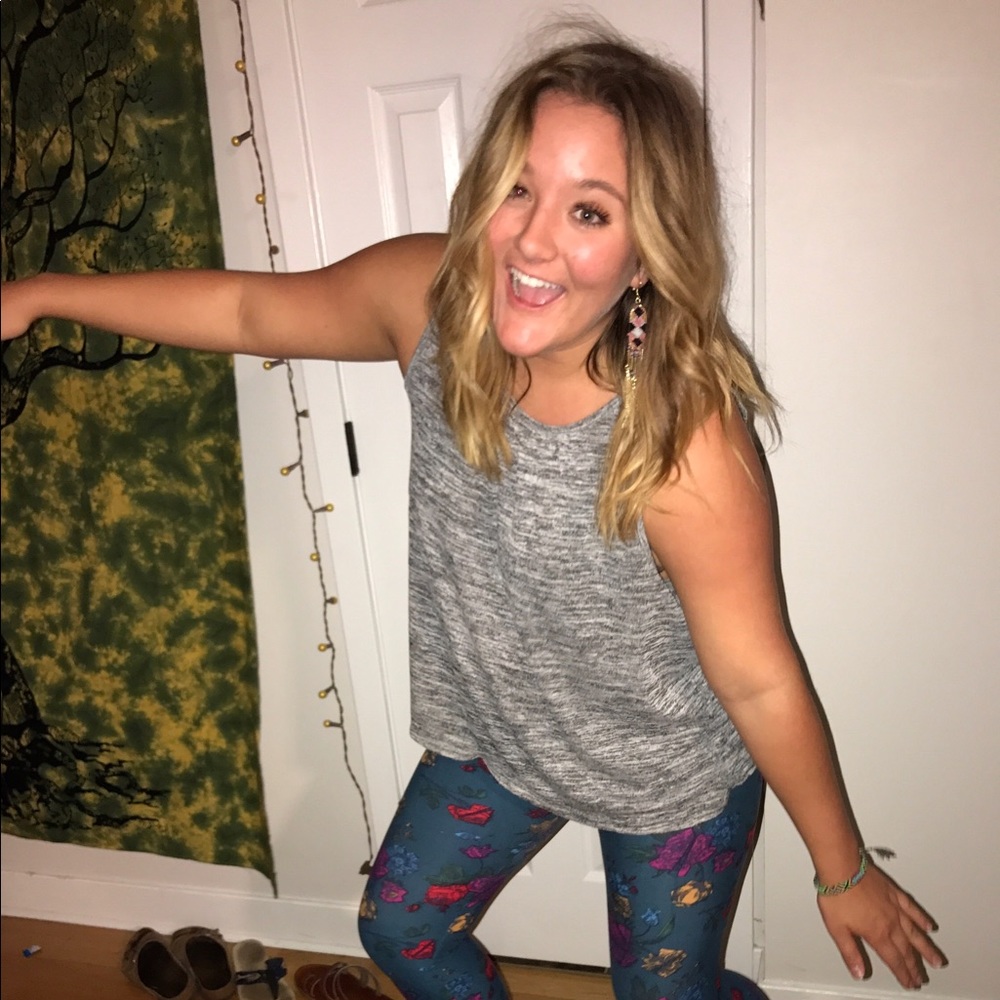 Meet your Posher, Brooke