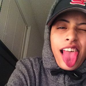 Meet your Posher, Veronica