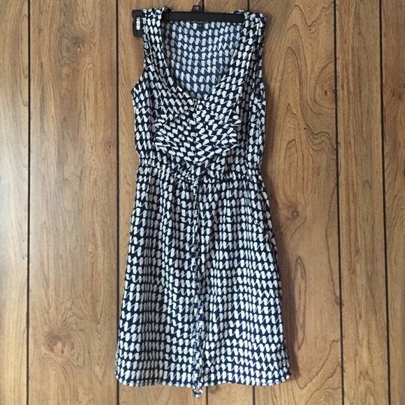 Cute navy dress - Picture 2 of 3