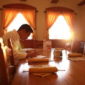 Meet your Posher, Kenny