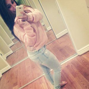 Meet your Posher, May