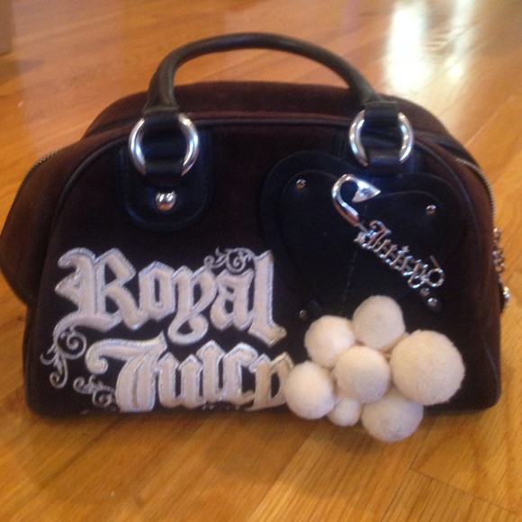 Black juicy Pom Pom hand bag