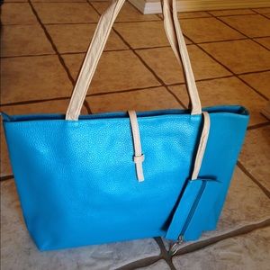 ✨Brand New✨ Teal Tote❤️💕 Bundle=Extra Discount🎄