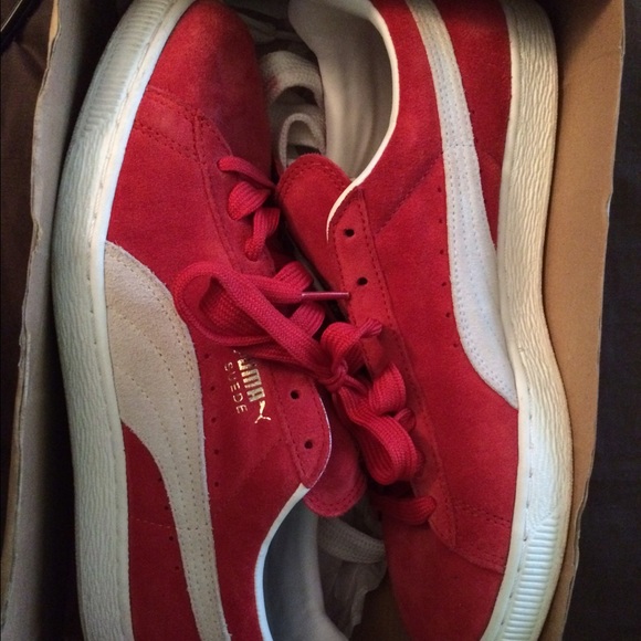 red Pumas