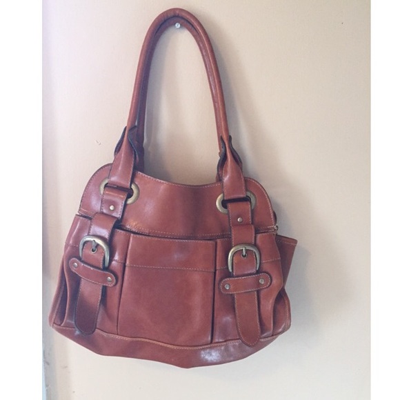Caramel leather buckle bag