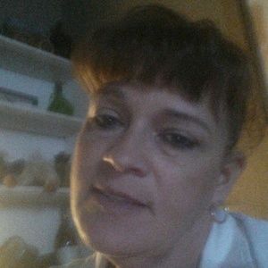 Meet your Posher, Dena