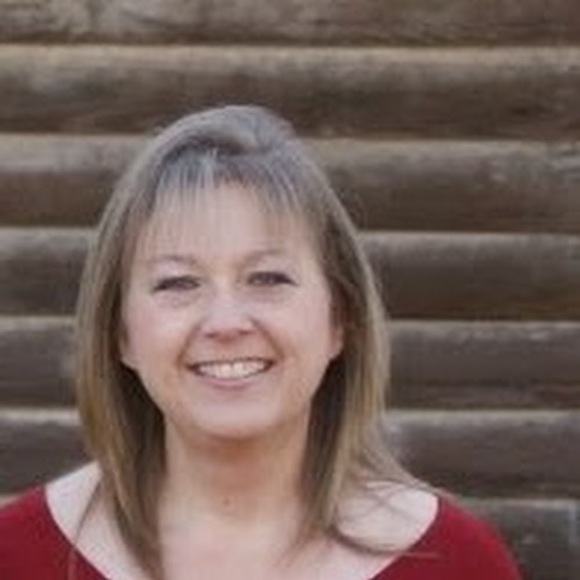 Meet your Posher, Alesia