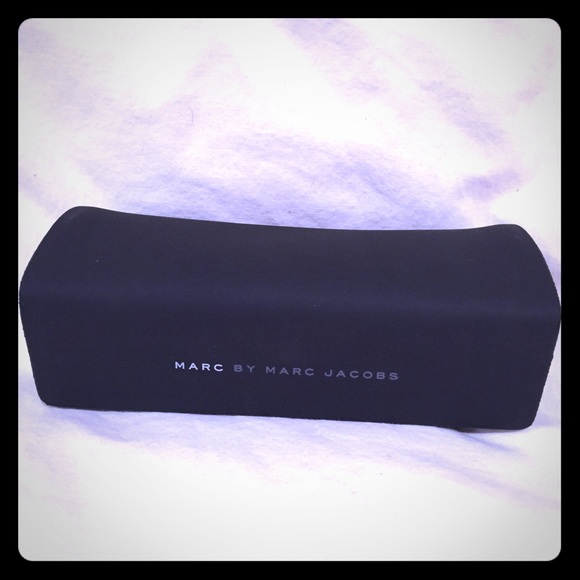 Marc Jacobs Eye/Sun Glass Case