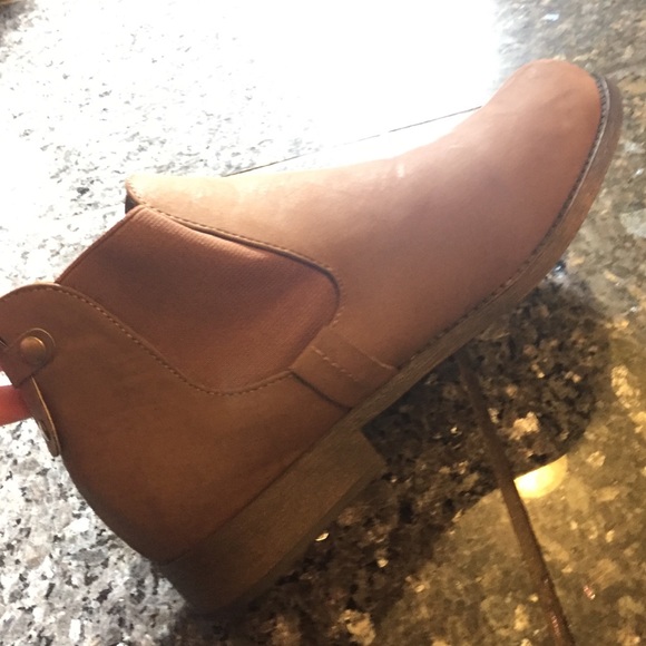 Brown ankle booties!