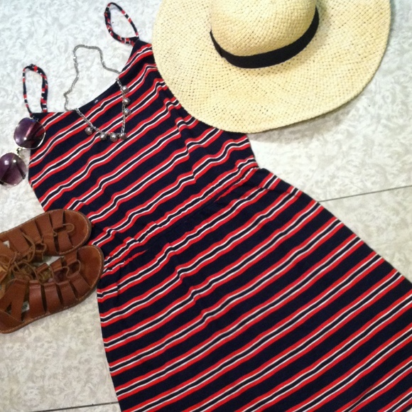GAP Dresses & Skirts - Gap striped dress
