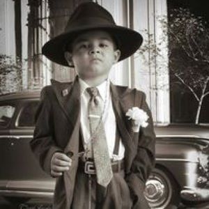 Meet your Posher, Luis