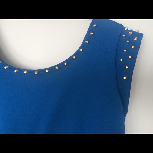Gold-studded peplum top - Picture 2 of 3