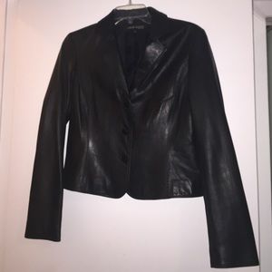 Beautiful buttery leather blazer. Perfect for fall