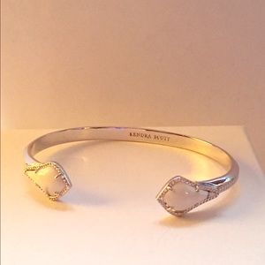 Liana Bracelet in White Howlite