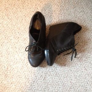 ALDO black wedges