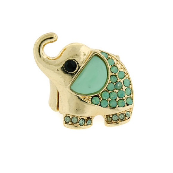 ✨Crystal Elephant Ring (Mint)✨