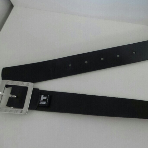 Gianfranco Ferre Black Leather Belt - Picture 3 of 4