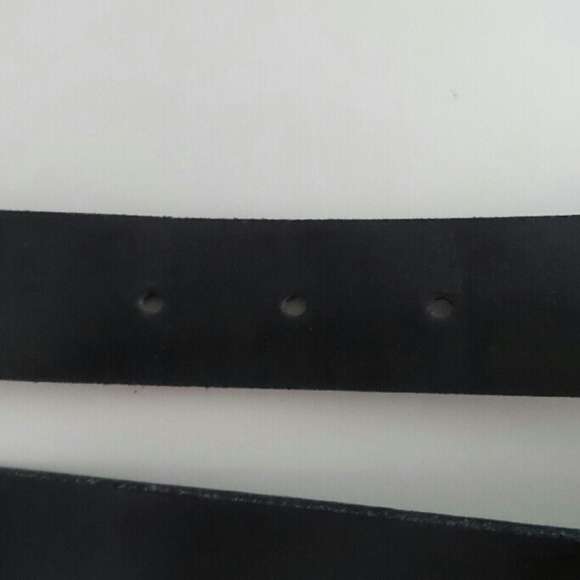 Gianfranco Ferre Black Leather Belt - Picture 4 of 4
