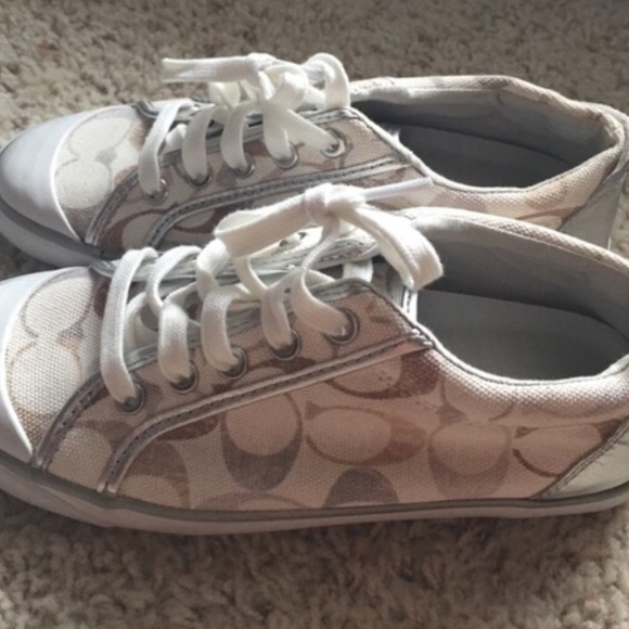 Coach Shoes - 🚨FINAL PRICE🚨COACH SNEAKERS NWOB SILVER/GOLD
