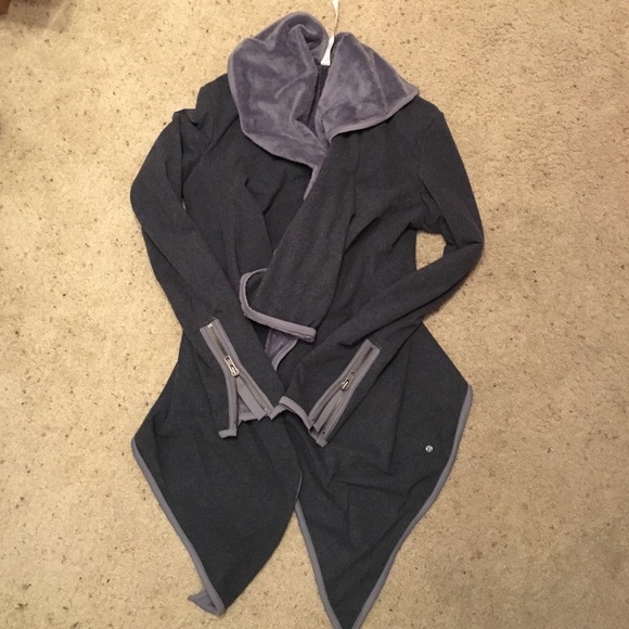 lululemon fleece of mind jacket