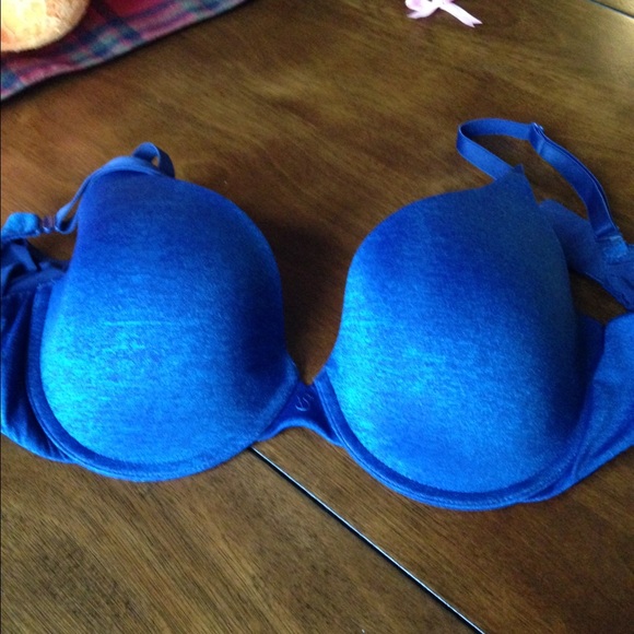 VS and PINK bras - Picture 3 of 3