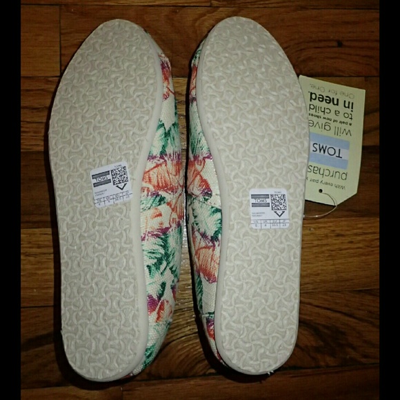 Toms Multi Color Floral Burlap Shoes Size 6 - New - Picture 2 of 4
