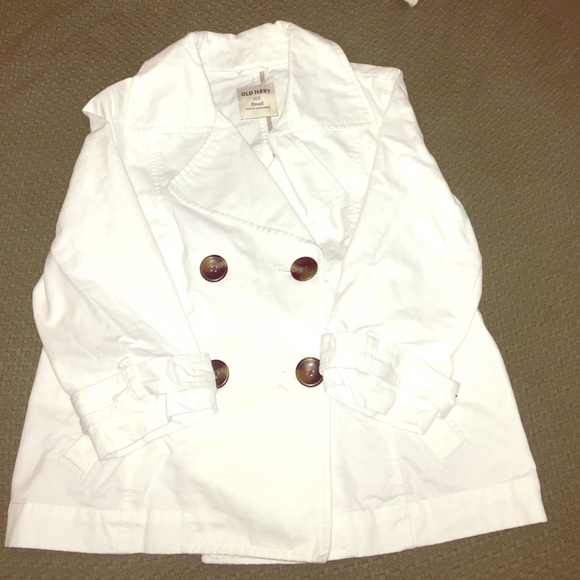 Cute white jacket