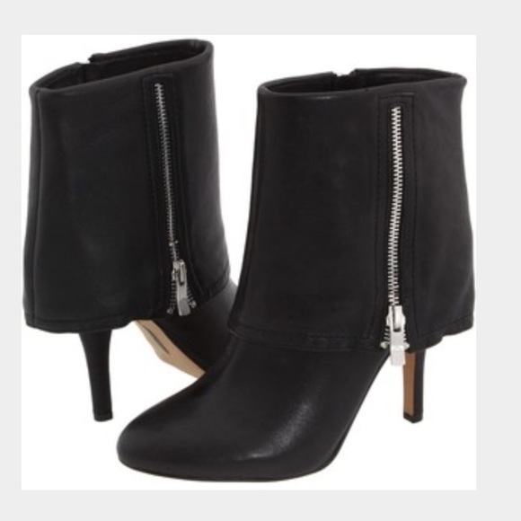 Vince Camuto Black Avaitor Ankle Boots - Picture 3 of 4