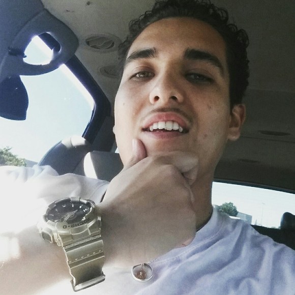 Meet your Posher, Ramon