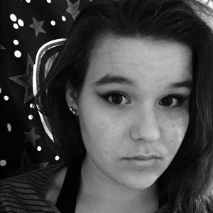 Meet your Posher, Abby