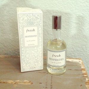 Fresh Hesperides Grapefruit Parfum.