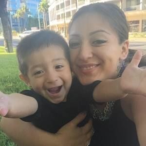 Meet your Posher, Mayra