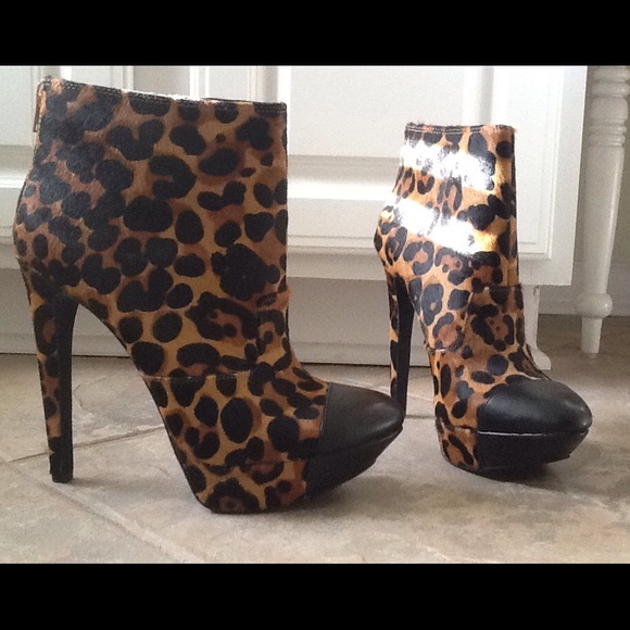 Jessica Simpson calf hair booties!