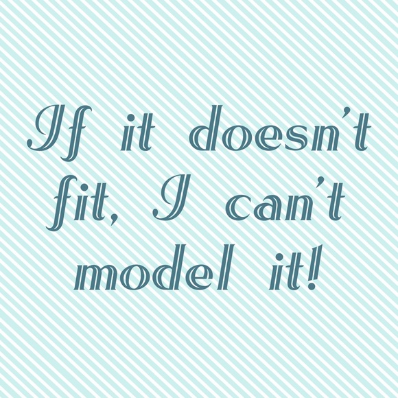 Meet your Posher, Hillary - Picture 3 of 4