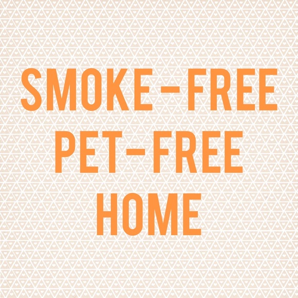 Meet your Posher, Hillary - Picture 4 of 4