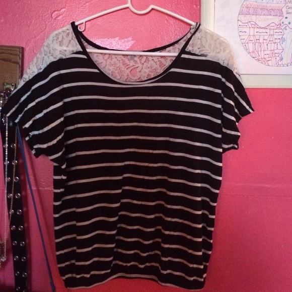 Charlotte Roos black-and-white shirt