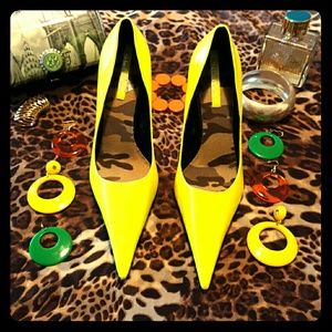 Michael Antonio Sz 8 Bold Neon