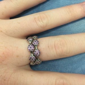 Discontinued 8 pod pave authentic pandora ring