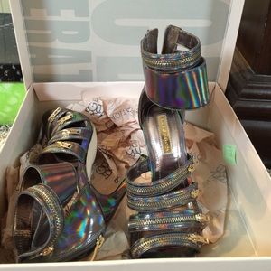 BCBG shoes