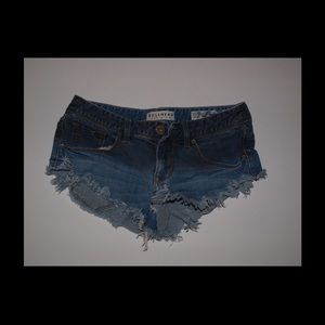 Super cute pacsun bullhead short shorts!!!