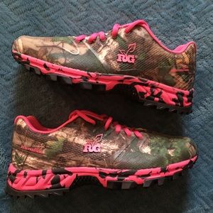 Size 8 Realtree Shoes.