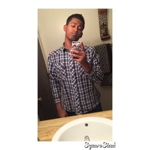 Meet your Posher, Jonathan