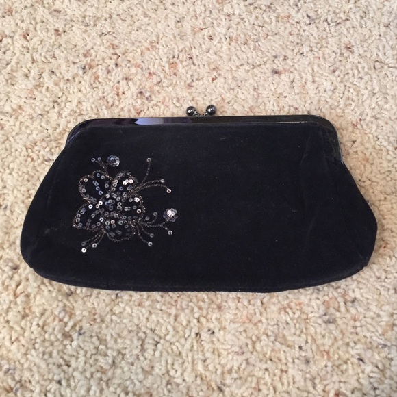 ✌️2 for $10/Express Black Velour & Sequined Clutch
