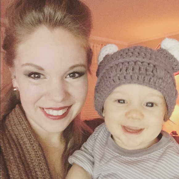 Meet your Posher, Elissa