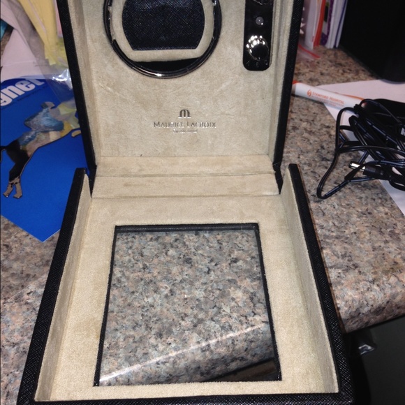 Watch winder