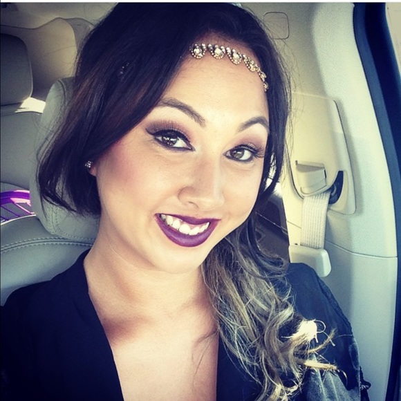 Meet your Posher, Megan - Picture 3 of 4